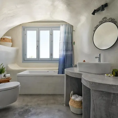 Blue Ion Cave House Villa Vourvoúlos